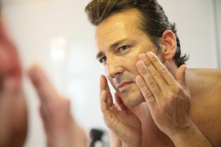 El cuidado facial del hombre a los 40 años